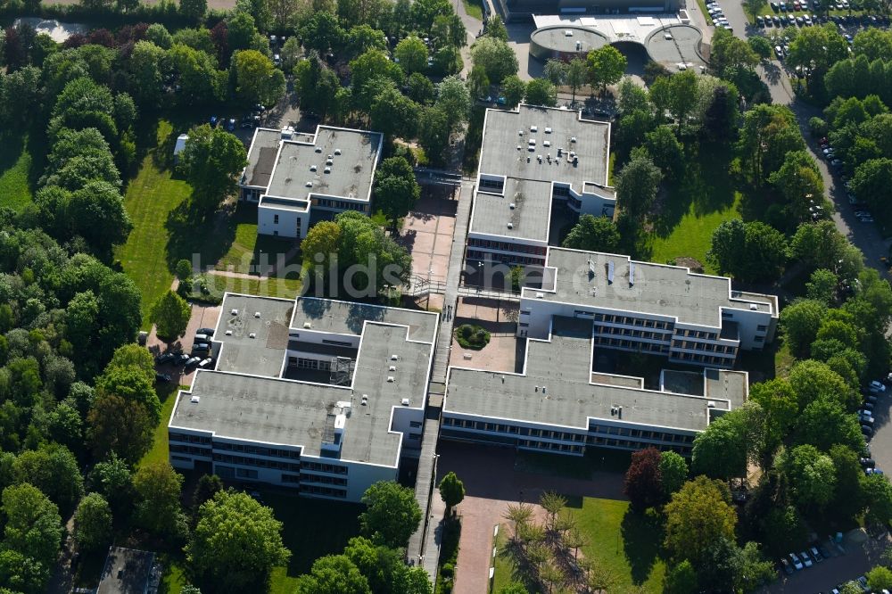 Luftaufnahme Lübbecke - Gebäudekomplex der Berufsschule Berufskolleg Lübbecke in Lübbecke im Bundesland Nordrhein-Westfalen, Deutschland