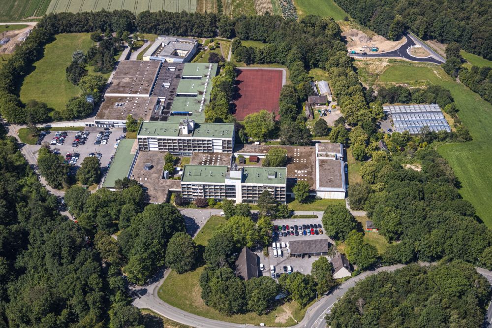 Luftaufnahme Vollmarstein - Gebäudekomplex des Bildungszentrums Berufsbildungswerk Volmarstein in Vollmarstein im Bundesland Nordrhein-Westfalen, Deutschland
