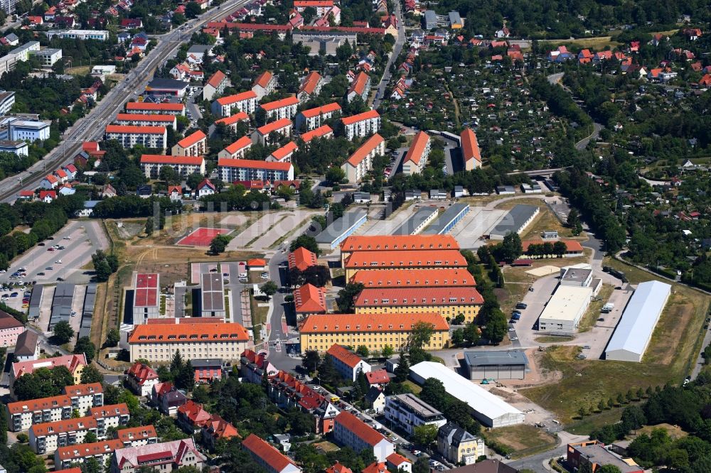 Luftaufnahme Erfurt - Gebäudekomplex der Bundeswehr- Militär- Kaserne Löberfeld-Kaserne in Erfurt im Bundesland Thüringen, Deutschland