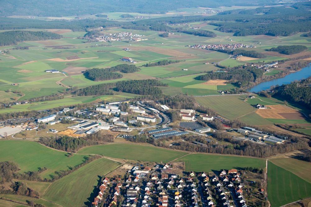 Luftbild Kümmersbruck - Gebäudekomplex der Bundeswehr- Militär- Kaserne Schweppermann Kaserne in Kümmersbruck im Bundesland Bayern, Deutschland