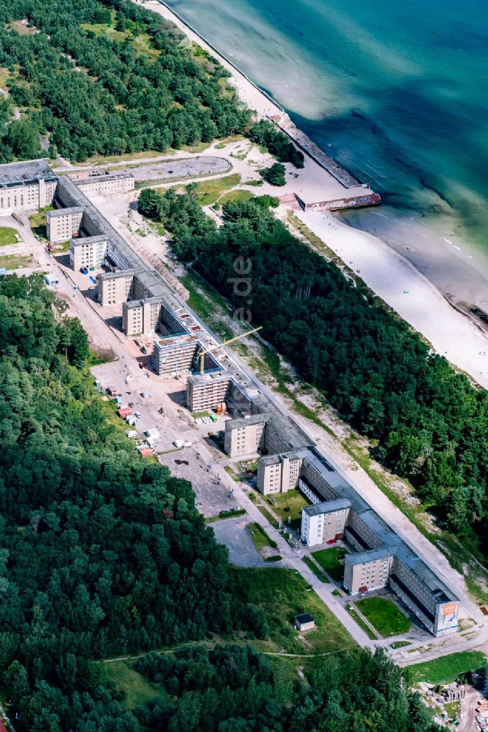 Luftaufnahme Prora - Gebäudekomplex der ehemaligen KdF Anlage Koloss von Prora im Bundesland Mecklenburg-Vorpommern