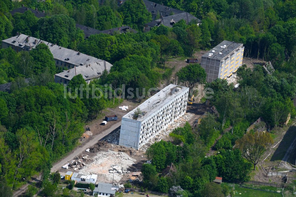 Luftaufnahme Potsdam - Gebäudekomplex der ehemaligen Militär- Kaserne am Krampnitzsee in Fahrland im Bundesland Brandenburg, Deutschland