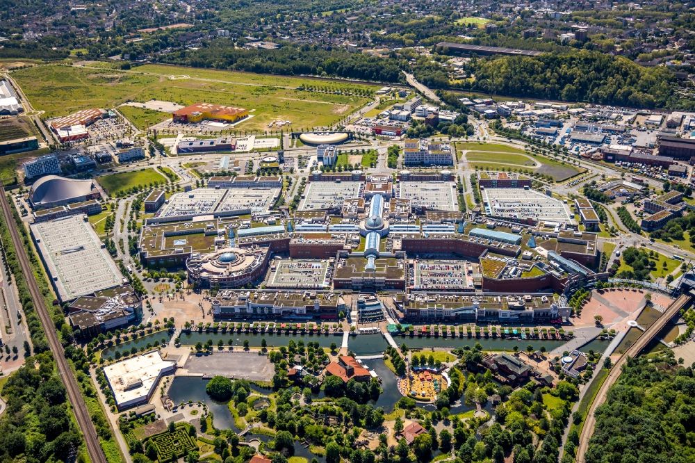 Luftbild Oberhausen - Gebäudekomplex und Gelände des Einkaufszentrum Centro in Oberhausen im Bundesland Nordrhein-Westfalen