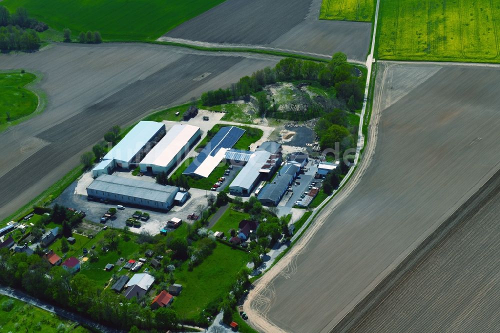 Luftbild Gröditz - Gebäudekomplex und Gelände der KFZ- Instandsetzungs- Werkstatt Nelz & Dutschmann in Gröditz im Bundesland Sachsen, Deutschland
