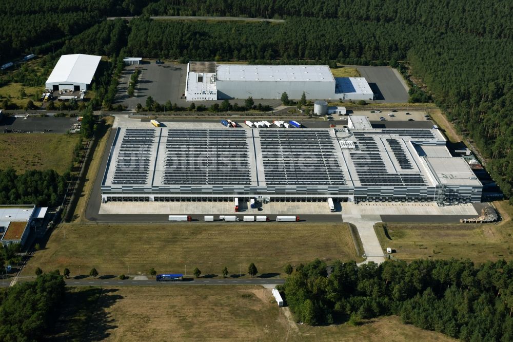 Luftbild Freienbrink - Gebäudekomplex und Gelände der Logistikzentren und Verteilzentren von DHL und Lidl in Freienbrink im Bundesland Brandenburg