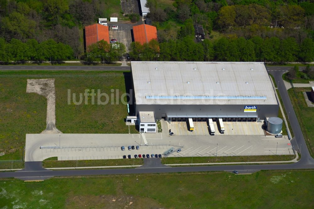 Luftbild Cottbus - Gebäudekomplex und Gelände des Logistikzentrums der Barth Logistik-Systeme GmbH + Co. KG in Cottbus im Bundesland Brandenburg, Deutschland