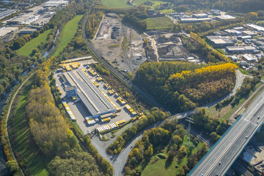 Hagen von oben - Gebäudekomplex und Gelände des Logistikzentrums DHL Freight GmbH in Hagen im Bundesland Nordrhein-Westfalen, Deutschland