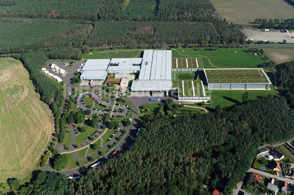 Coswig (Anhalt) von oben - Gebäudekomplex und Gelände des Logistikzentrums der Ernsting´s Family GmbH&Co.KG im Ortsteil Klieken in Coswig (Anhalt) im Bundesland Sachsen-Anhalt, Deutschland