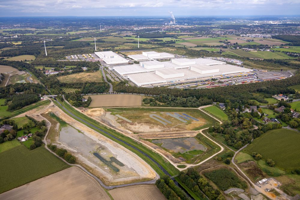 Dortmund aus der Vogelperspektive: Gebäudekomplex und Gelände des Logistikzentrums IKEA in Dortmund im Bundesland Nordrhein-Westfalen, Deutschland