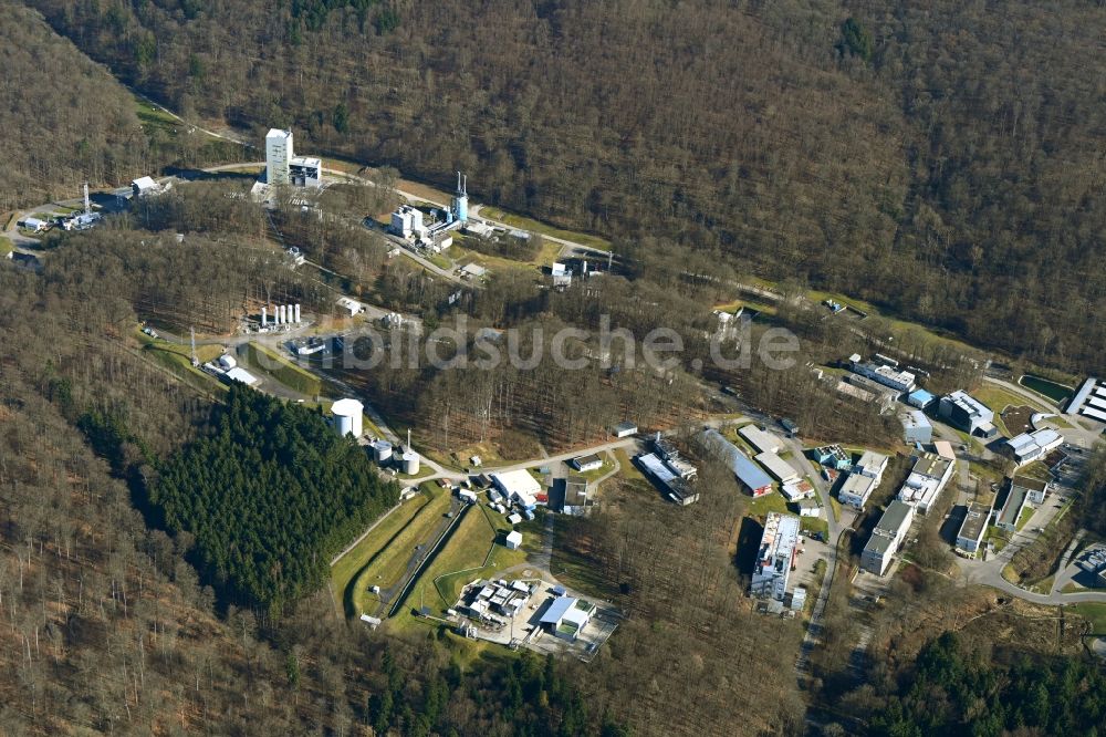 Luftaufnahme Hardthausen am Kocher - Gebäudekomplex und Gelände des Logistikzentrums für Luft und Raumfahrt (DLR) in Hardthausen am Kocher im Bundesland Baden-Württemberg, Deutschland