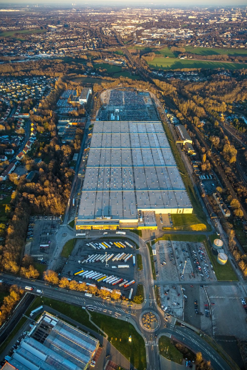 Bochum von oben - Gebäudekomplex und Gelände des Logistikzentrums der Opel Group Warehousing GmbH in Bochum im Bundesland Nordrhein-Westfalen, Deutschland