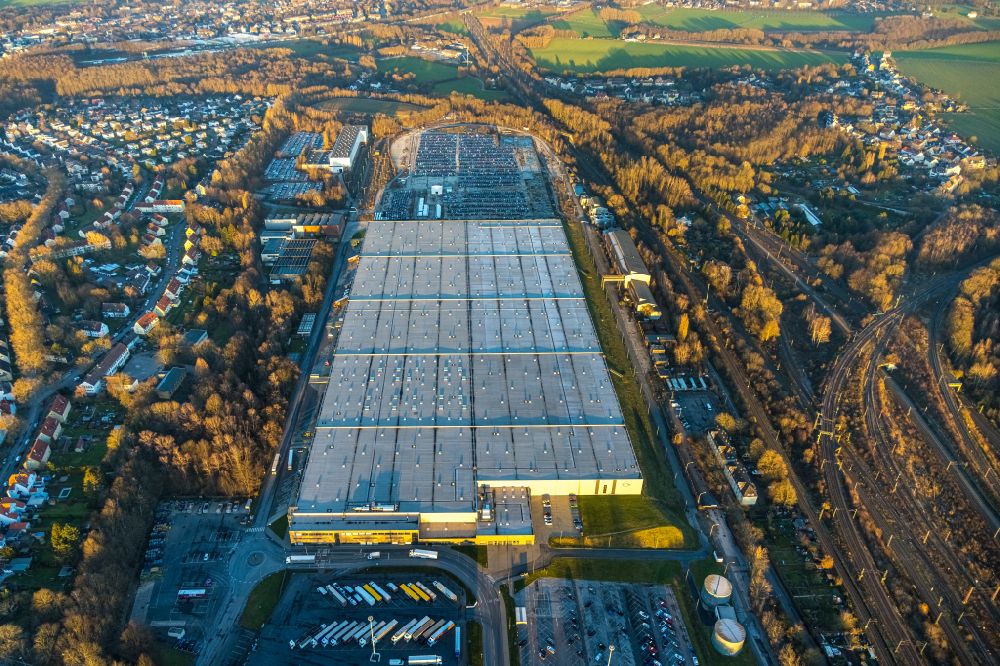 Bochum aus der Vogelperspektive: Gebäudekomplex und Gelände des Logistikzentrums der Opel Group Warehousing GmbH in Bochum im Bundesland Nordrhein-Westfalen, Deutschland