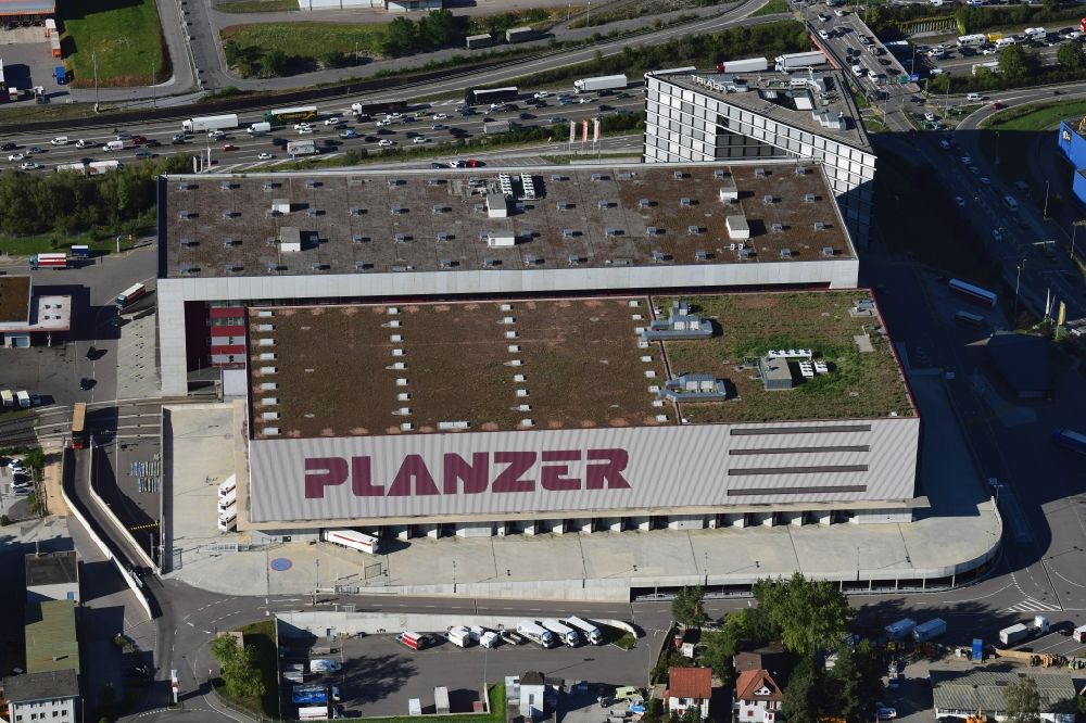 Pratteln von oben - Gebäudekomplex und Gelände des Logistikzentrums Planzer Transport AG in Pratteln im Kanton Basel-Landschaft, Schweiz