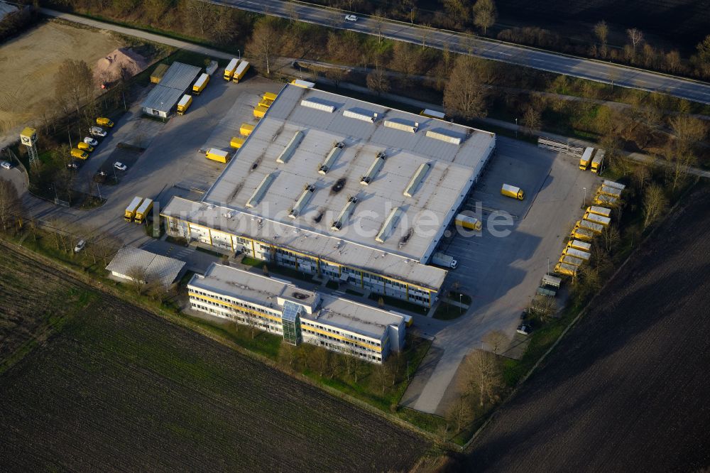Luftbild Landshut - Gebäudekomplex und Gelände des Logistikzentrums Post Verteilzentrum und Briefzentrum in Landshut im Bundesland Bayern, Deutschland