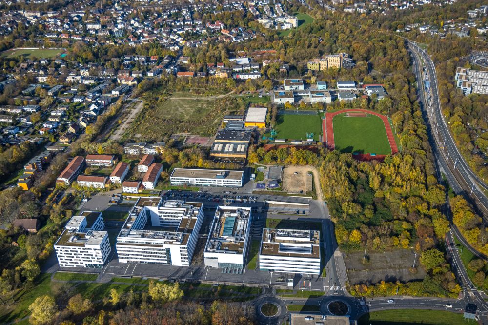 Bochum von oben - Gebäudekomplex der Hochschule für Gesundheit am Gesundheitscampus in Bochum im Bundesland Nordrhein-Westfalen, Deutschland