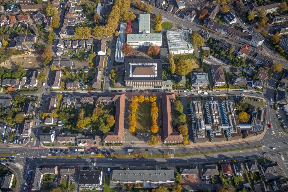 Luftaufnahme Bottrop - Gebäudekomplex der Hochschule Hochschule Ruhr West an der Hans-Sachs-Straße in Bottrop im Bundesland Nordrhein-Westfalen, Deutschland