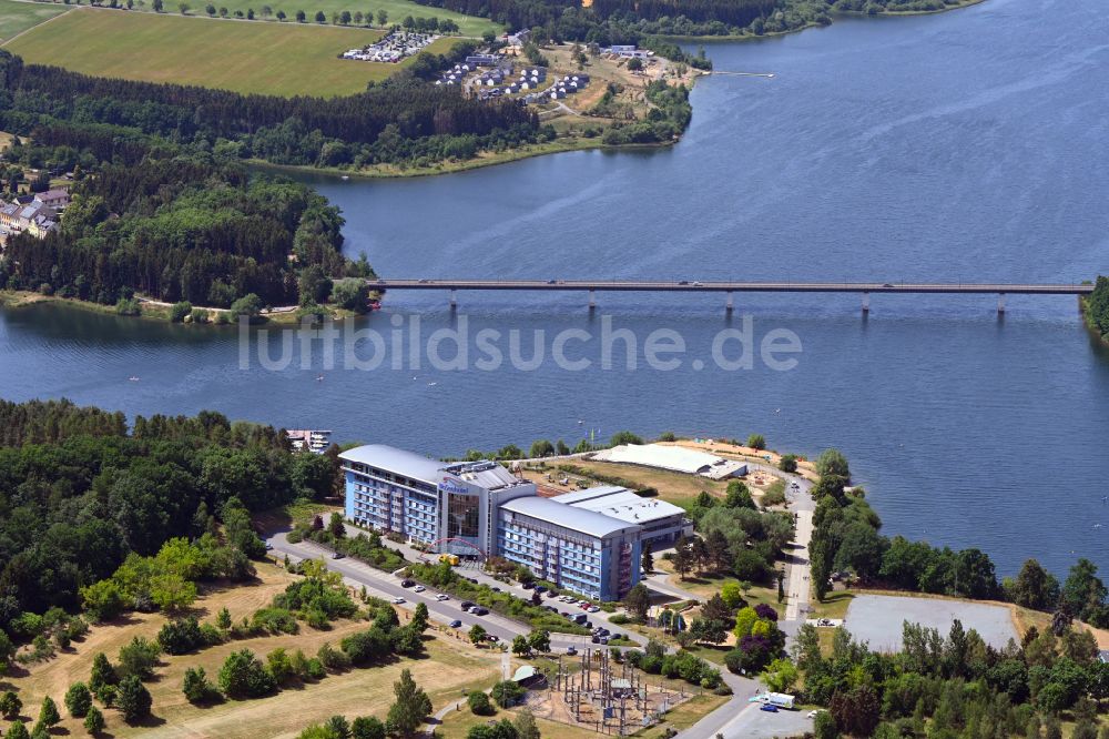 Zeulenroda-Triebes von oben - Gebäudekomplex der Hotelanlage Bio-Seehotel in Zeulenroda-Triebes im Bundesland Thüringen, Deutschland