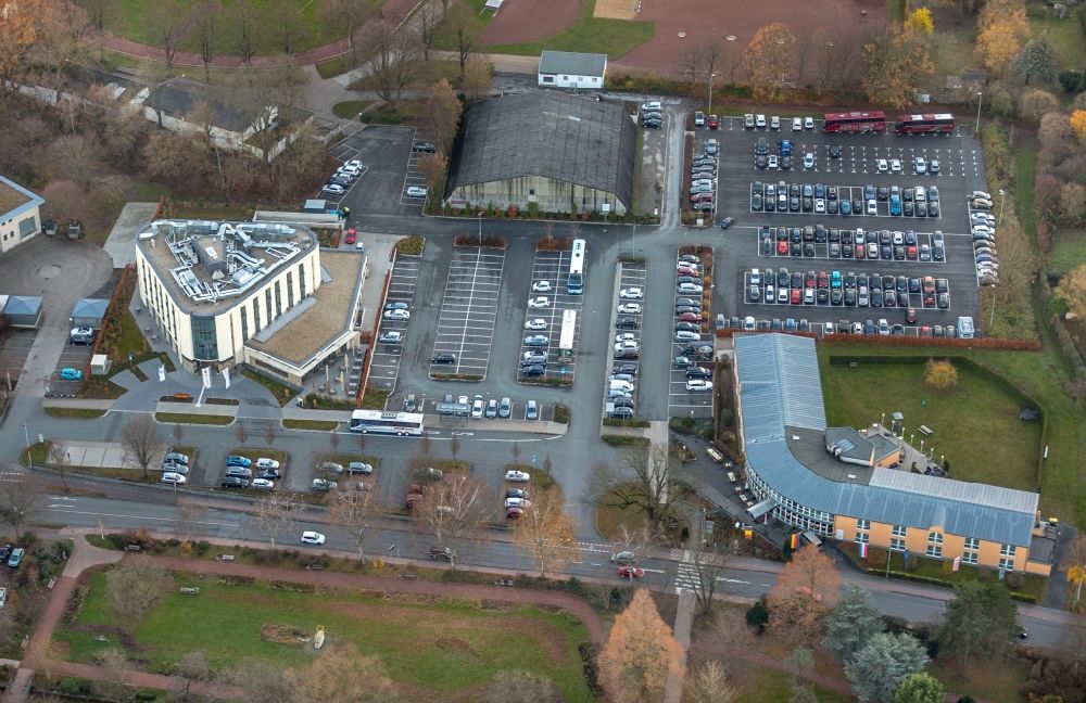 Luftaufnahme Soest - Gebäudekomplex der Hotelanlage Hotel Susato in Soest im Bundesland Nordrhein-Westfalen, Deutschland