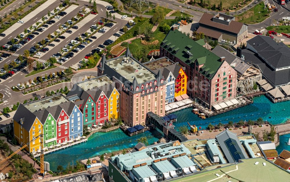 Luftbild Rust - Gebäudekomplex der Hotelanlage Konasar Europa-Park Resort in Rust im Bundesland Baden-Württemberg, Deutschland