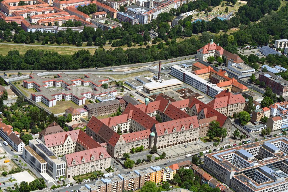 Nürnberg von oben - Gebäudekomplex des Justizpalast an der Fürther Straße - Gericht in in Nürnberg im Bundesland Bayern