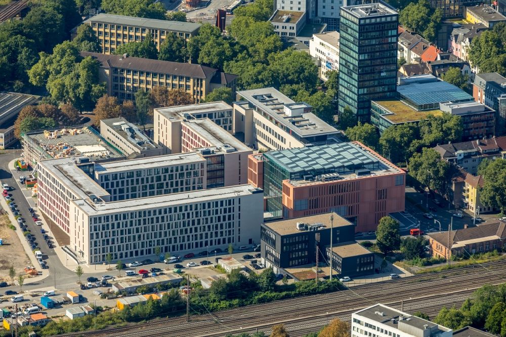 Bochum von oben - Gebäudekomplex Justizzentrum - Gericht in Bochum im Bundesland Nordrhein-Westfalen