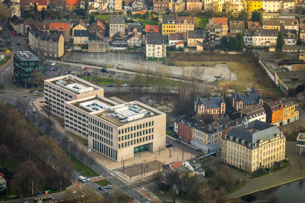 Luftaufnahme Gelsenkirchen - Gebäudekomplex des Justizzentrums mit dem Sozialgericht in Gelsenkirchen im Bundesland Nordrhein-Westfalen
