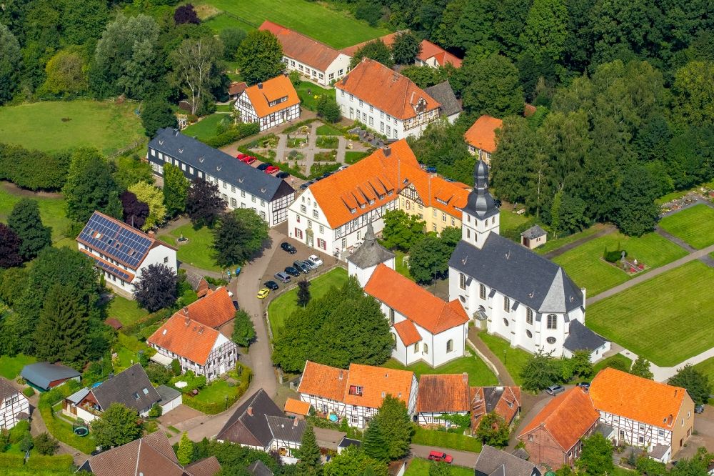 Luftbild Welver - Gebäudekomplex des Kloster Welver im Bundesland Nordrhein-Westfalen
