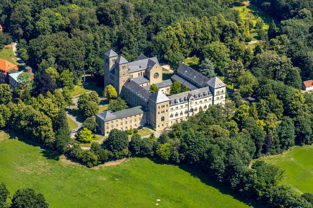 Billerbeck aus der Vogelperspektive: Gebäudekomplex des Klosters in Billerbeck im Bundesland Nordrhein-Westfalen, Deutschland
