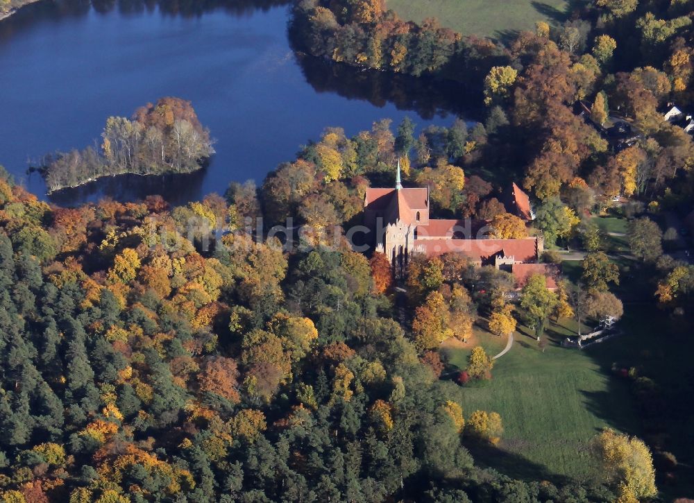 Chorin aus der Vogelperspektive: Gebäudekomplex des Klosters in Chorin im Bundesland Brandenburg