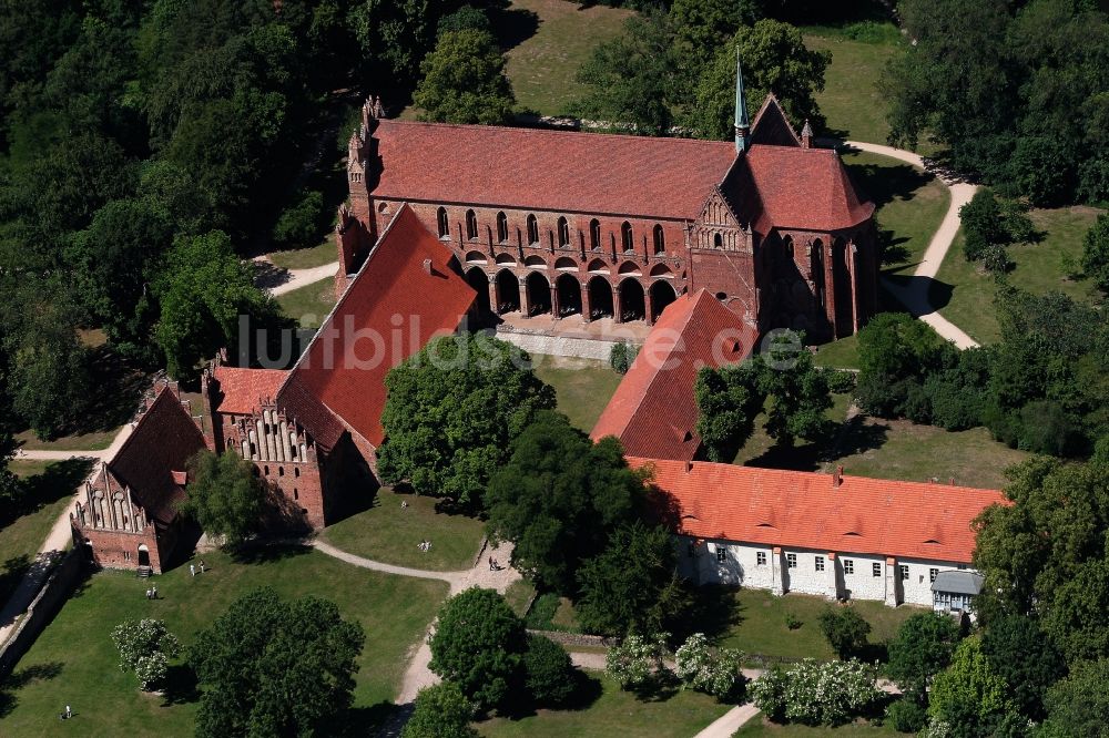 Luftbild Chorin - Gebäudekomplex des Klosters in Chorin im Bundesland Brandenburg