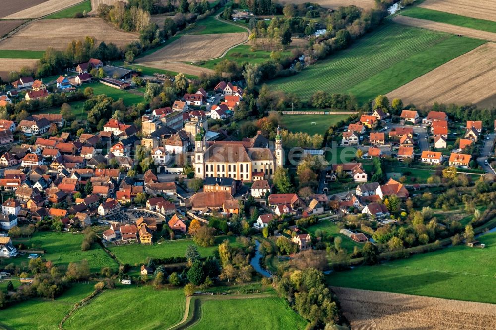 Luftaufnahme Ebersmunster - Gebäudekomplex des Klosters in Ebersmunster in Grand Est, Frankreich