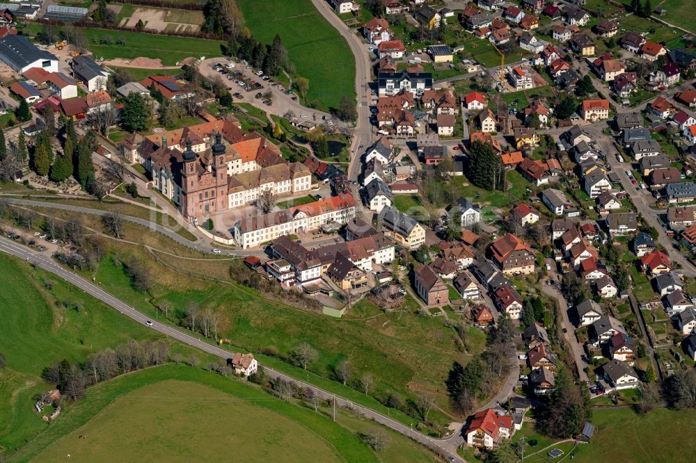 Luftbild Sankt Peter - Gebäudekomplex des Klosters und Klosterkirche in Sankt Peter im Bundesland Baden-Württemberg, Deutschland
