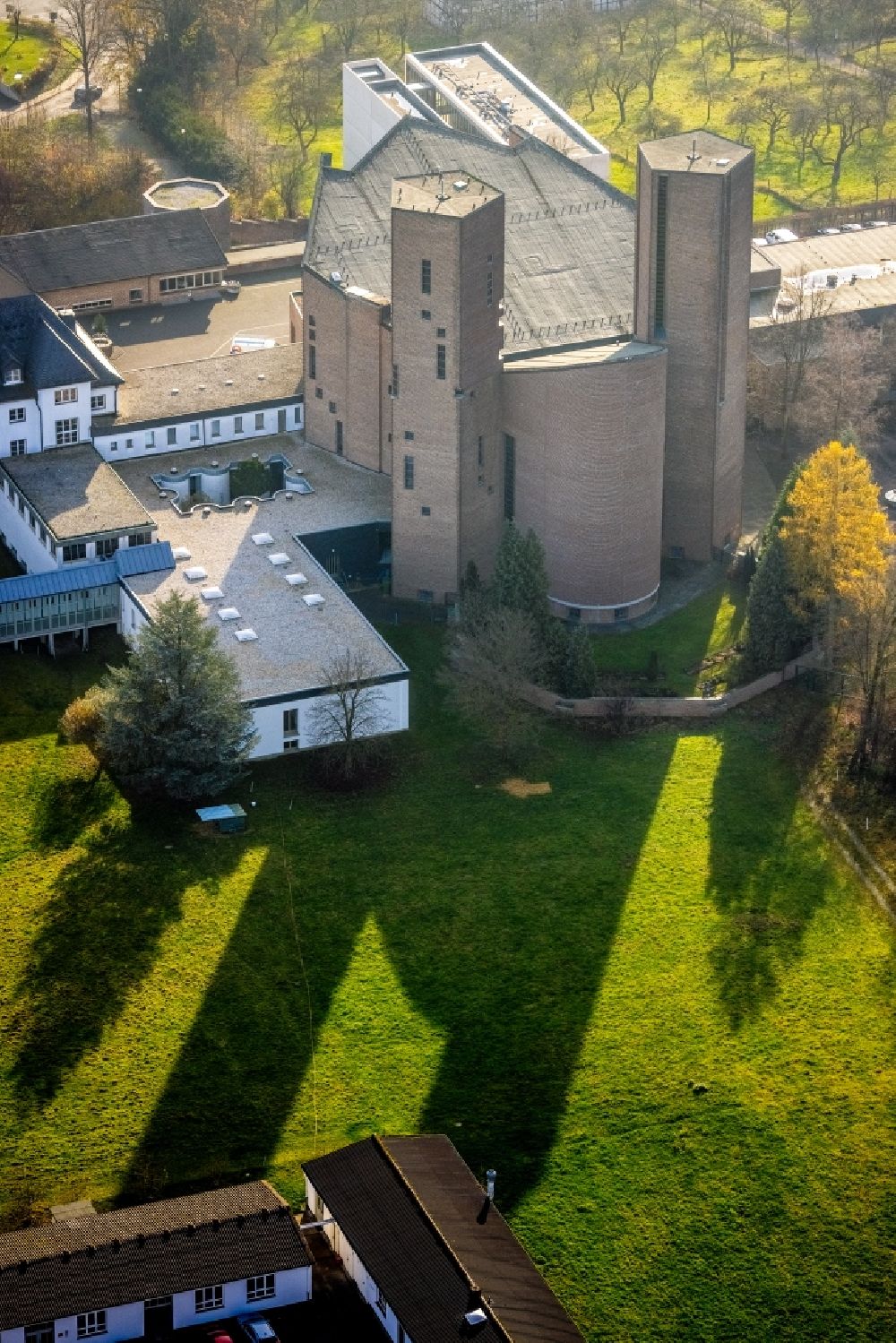 Luftbild Meschede - Gebäudekomplex des Klosters in Meschede im Bundesland Nordrhein-Westfalen, Deutschland