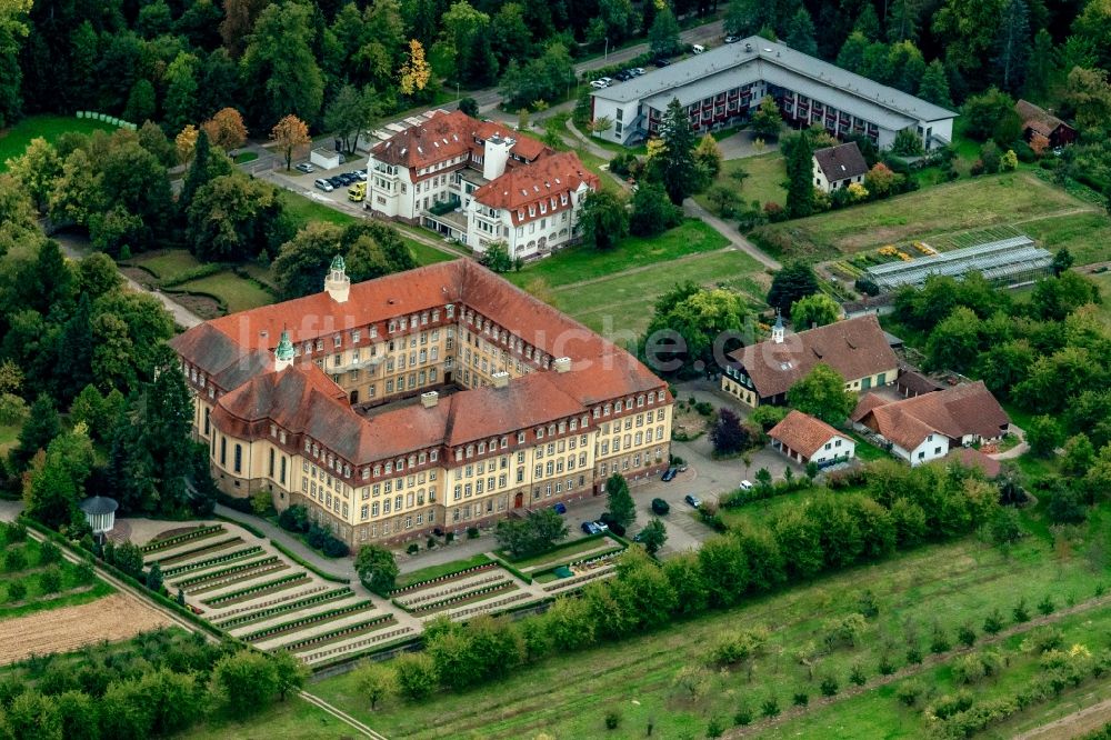 Obersasbach von oben - Gebäudekomplex des Klosters in Obersasbach im Bundesland Baden-Württemberg, Deutschland