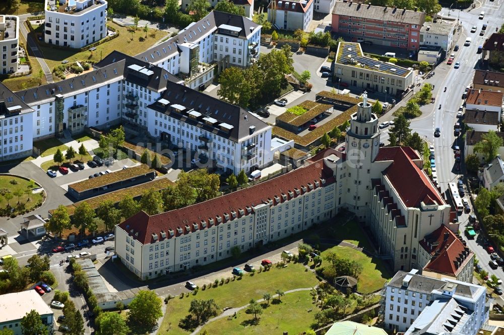 Luftaufnahme Würzburg - Gebäudekomplex des Klosters im Ortsteil Frauenland in Würzburg im Bundesland Bayern, Deutschland