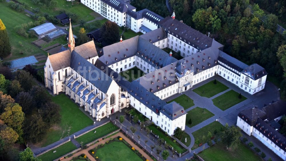 Streithausen von oben - Gebäudekomplex des Klosters im Ortsteil Marienstatt in Streithausen im Bundesland Rheinland-Pfalz, Deutschland