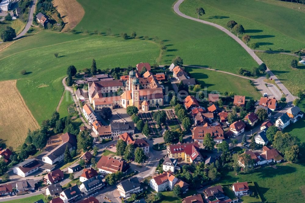 Luftbild Sankt Märgen - Gebäudekomplex des Klosters in Sankt Märgen im Bundesland Baden-Württemberg, Deutschland