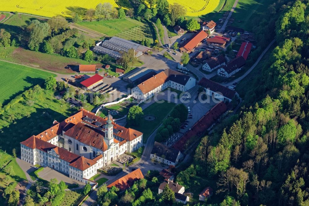 Luftbild Schäftlarn - Gebäudekomplex des Klosters in Schäftlarn im Bundesland Bayern, Deutschland