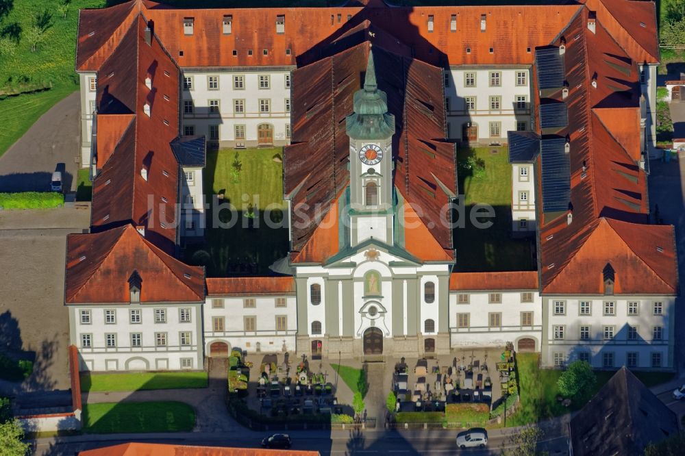 Schäftlarn aus der Vogelperspektive: Gebäudekomplex des Klosters in Schäftlarn im Bundesland Bayern, Deutschland
