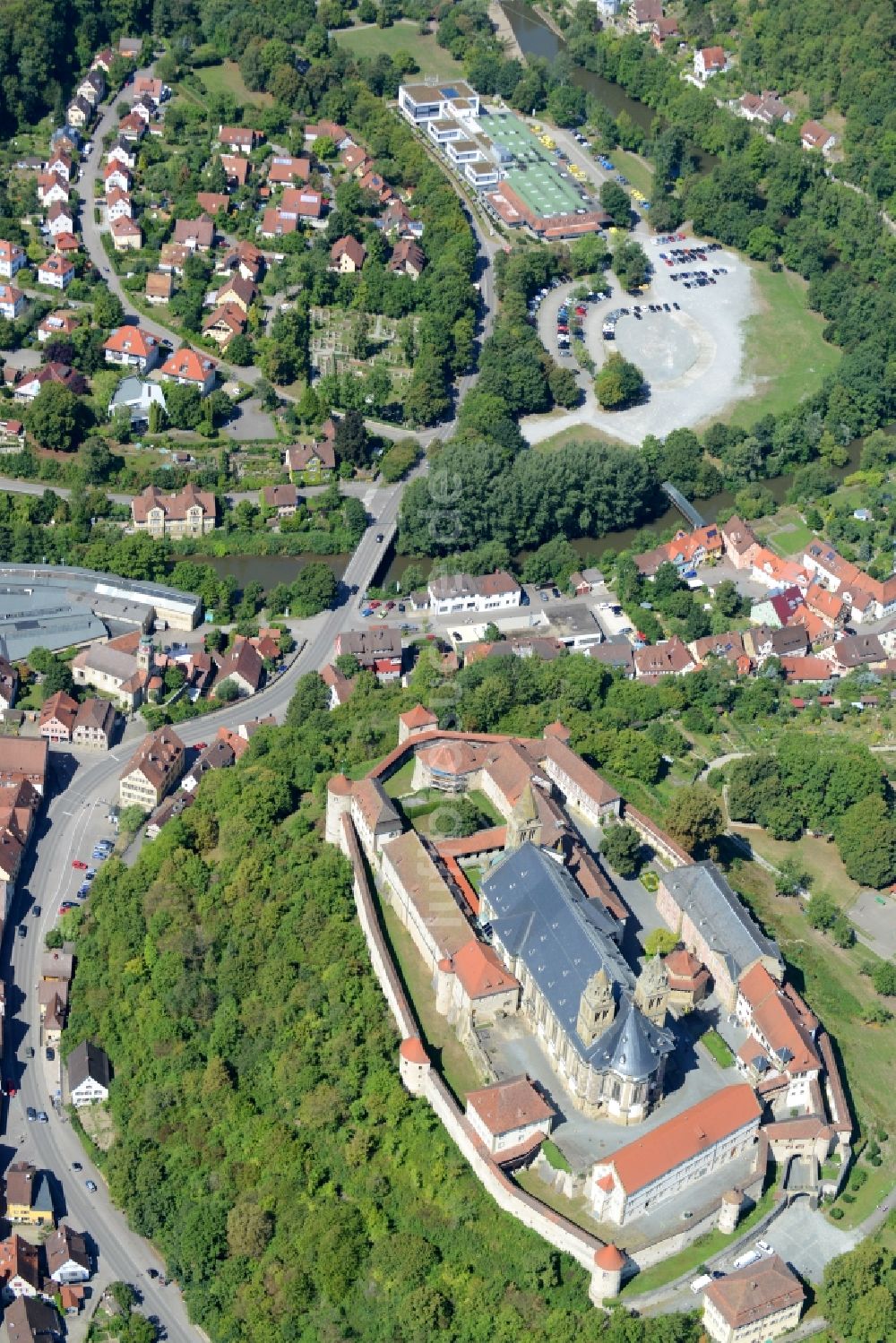 Luftaufnahme Schwäbisch Hall - Gebäudekomplex des Klosters in Schwäbisch Hall im Bundesland Baden-Württemberg