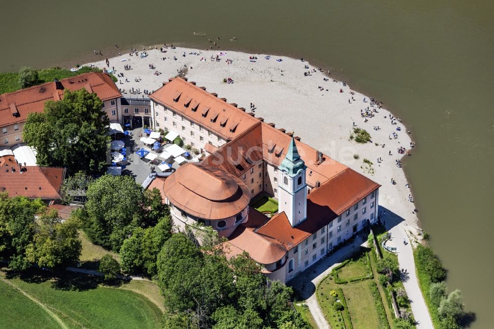 Luftaufnahme Weltenburg - Gebäudekomplex des Klosters in Weltenburg im Bundesland Bayern, Deutschland