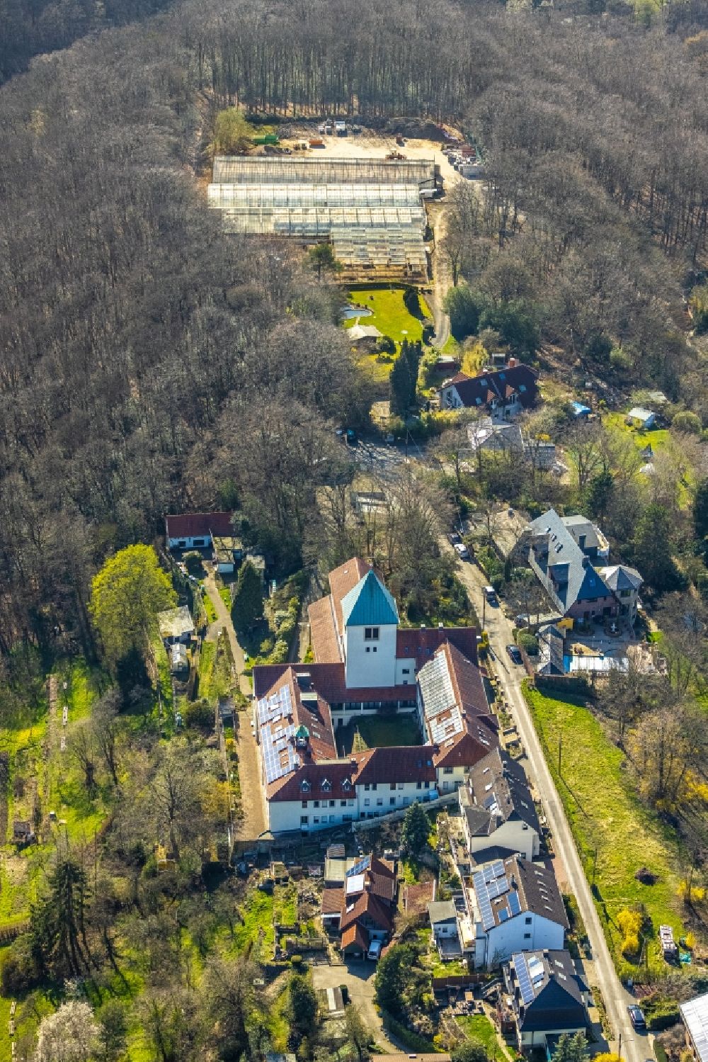 Luftaufnahme Witten - Gebäudekomplex des Klosters in Witten im Bundesland Nordrhein-Westfalen, Deutschland