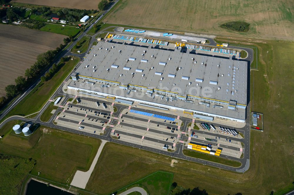 Luftbild Kolbaskowo - Gebäudekomplex und Logistikzentrum auf dem Gelände Amazon SZZ1 in Kolbaskowo in Woiwodschaft Westpommern, Polen