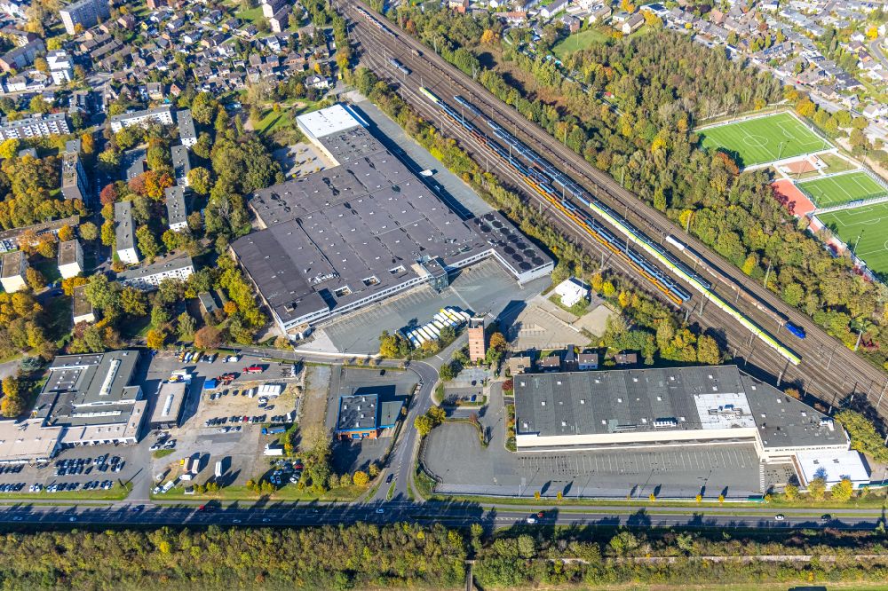 Luftbild Moers - Gebäudekomplex und Logistikzentrum auf dem Gelände EDEKA an der Ruhrorter Straße in Moers im Bundesland Nordrhein-Westfalen