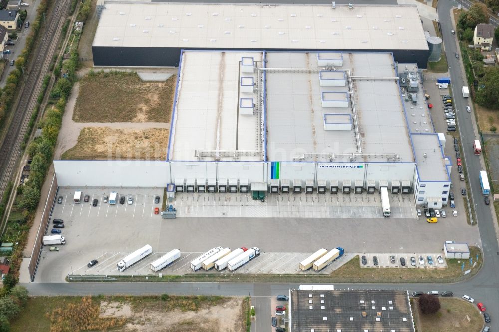 Flörsheim am Main von oben - Gebäudekomplex und Logistikzentrum auf dem Gelände Nagel Transthermos GmbH & Co. KG in Flörsheim am Main im Bundesland Hessen, Deutschland