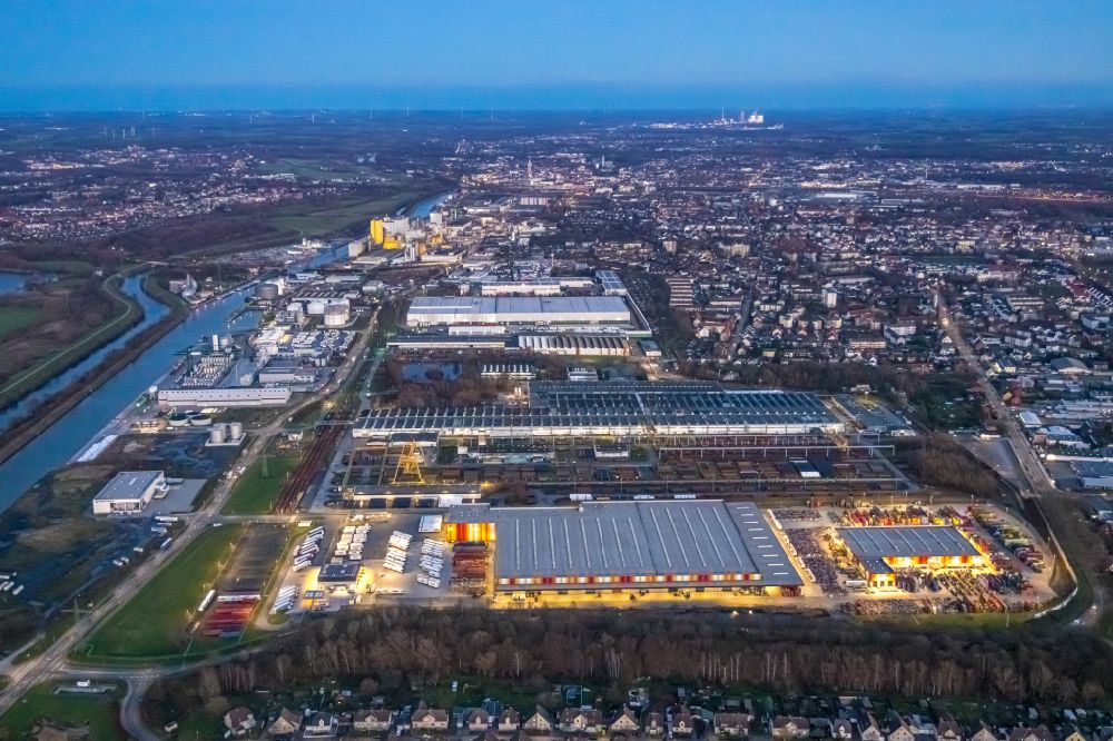 Hamm aus der Vogelperspektive: Gebäudekomplex und Logistikzentrum der t-log trinklogistik GmbH in Hamm im Bundesland Nordrhein-Westfalen