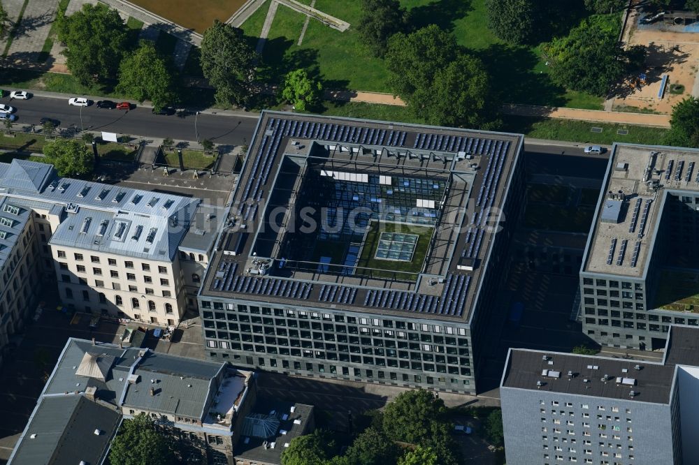 Luftaufnahme Berlin - Gebäudekomplex des Ministerium Bundesministerium für Verkehr und digitale Infrastruktur im Ortsteil Mitte in Berlin, Deutschland