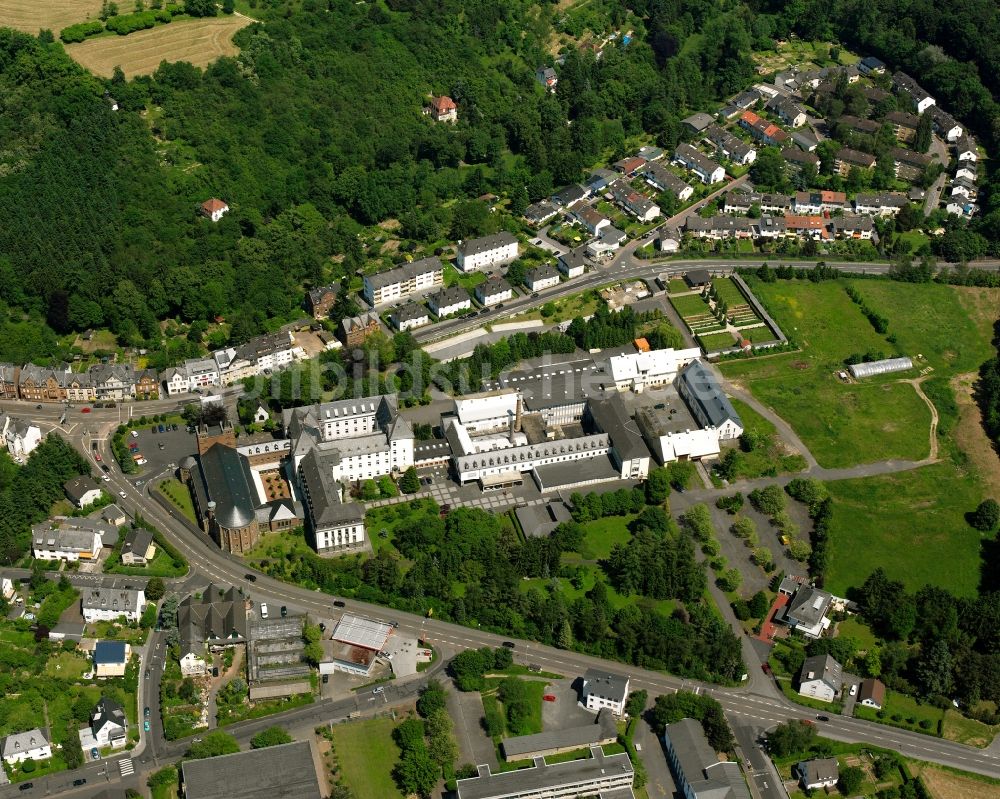 Luftaufnahme Limburg an der Lahn - Gebäudekomplex des Pallotti-Kloster in Limburg an der Lahn im Bundesland Hessen, Deutschland