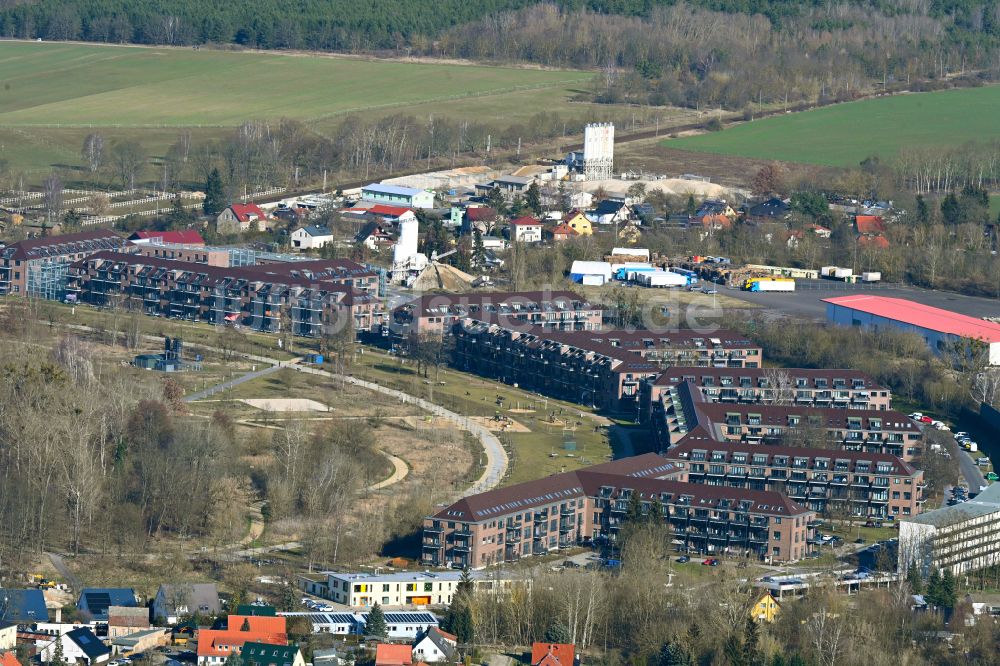 Luftaufnahme Bernau - Gebäudekomplex Panke-Park - Pankebogen in Bernau im Bundesland Brandenburg, Deutschland