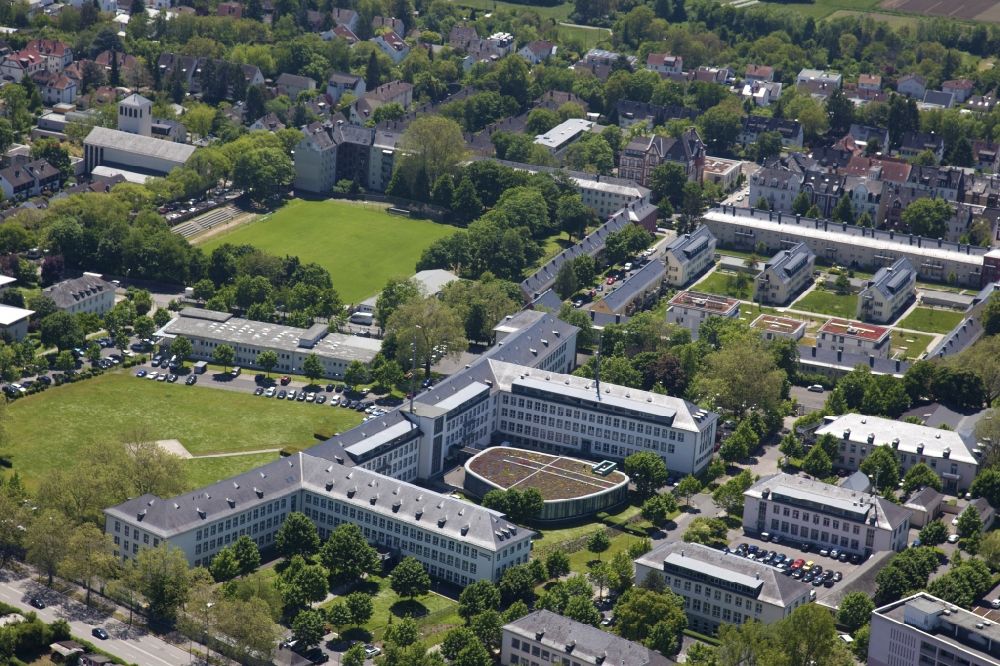 Luftbild Wiesbaden - Gebäudekomplex des Polizeipräsidium Westhessen in Wiesbaden im Bundesland Hessen, Deutschland
